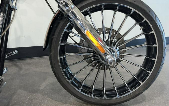 2014 Harley-Davidson CVO Breakout