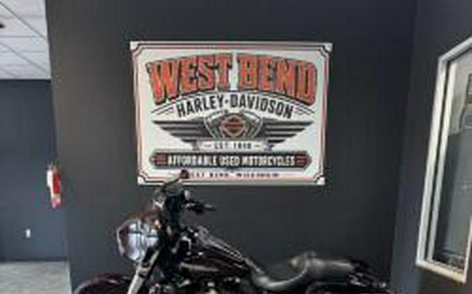 2014 Harley-Davidson Street Glide Special Blackened Cayenne