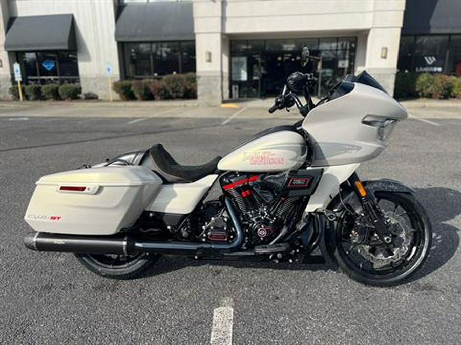 2024 Harley-Davidson CVO™ Road Glide® ST