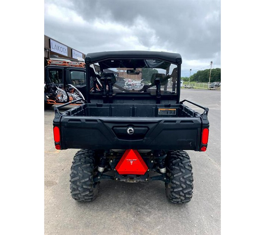 2016 Can-Am Defender XT HD8