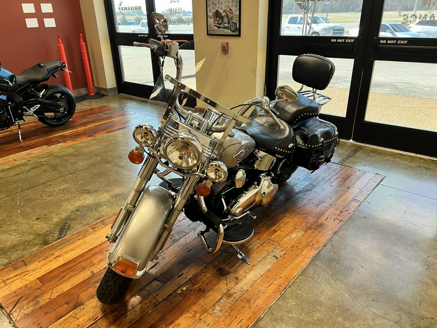 Used 2009 Harley-Davidson Heritage Softail Classic Cruiser Motorcycle For Sale Near Memphis, TN