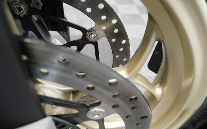 2023 Moto Guzzi V100 Mandello Aviazione Navale