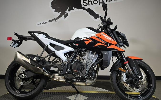 2027 KTM 990 DUKE