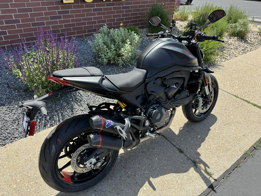 Ducati Monster+ 2025 M937+ SB010738