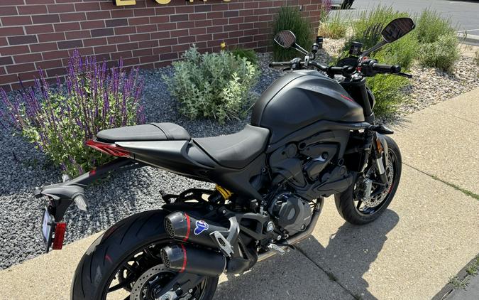 Ducati Monster+ 2025 M937+ SB010738