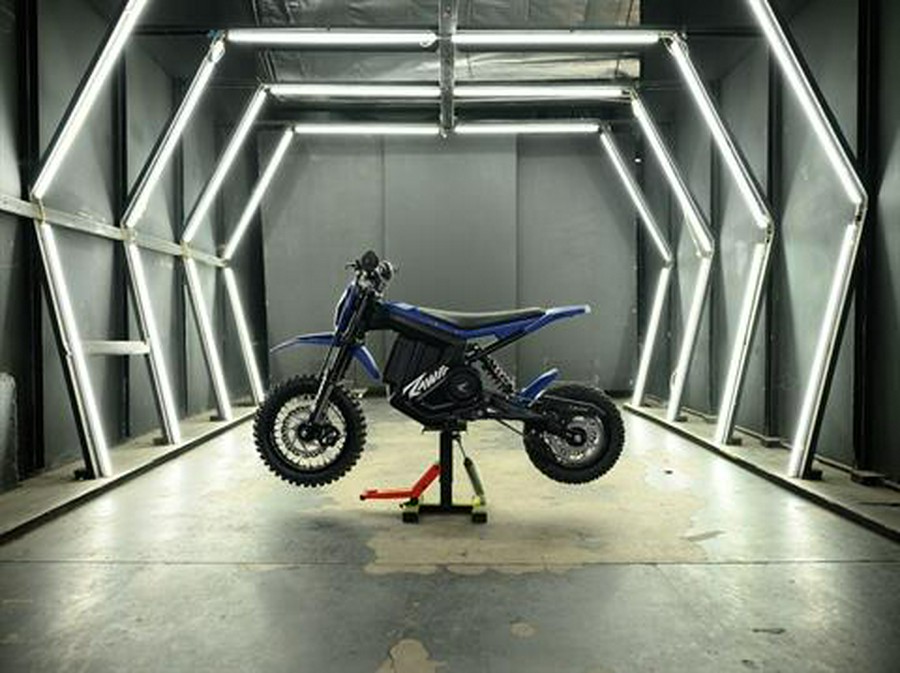 2025 Rawrr Mantis Mini Pup