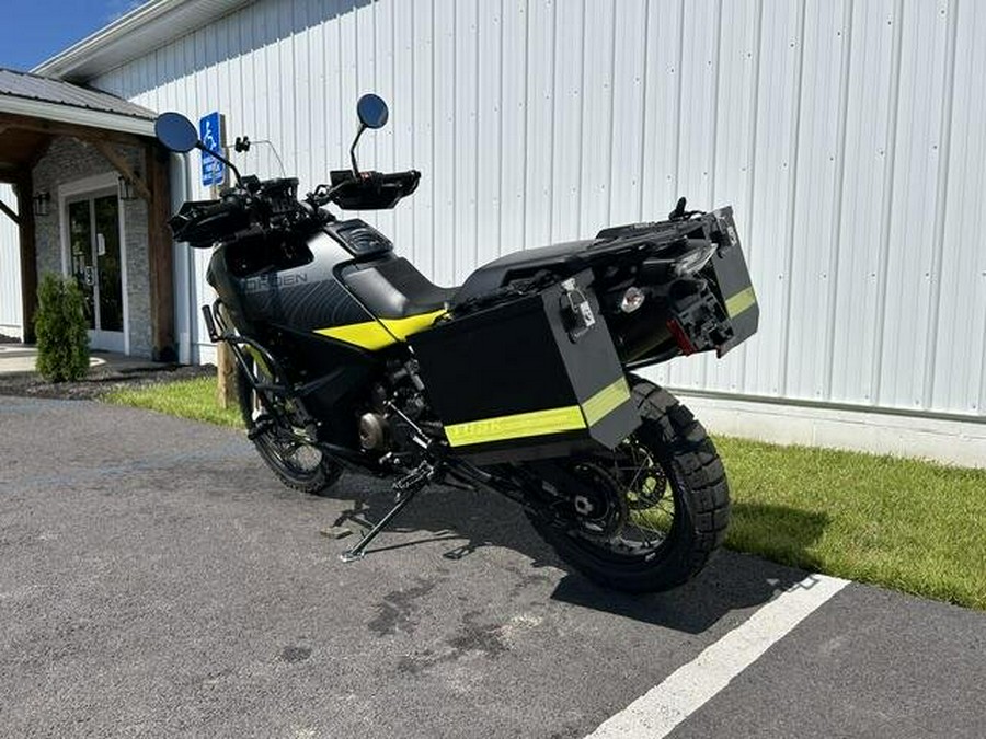 2022 Husqvarna Norden 901