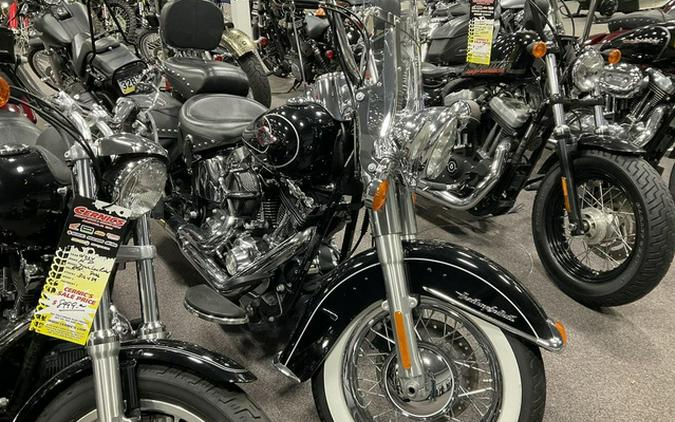 2011 Harley-Davidson Softail FLSTC - Heritage Classic