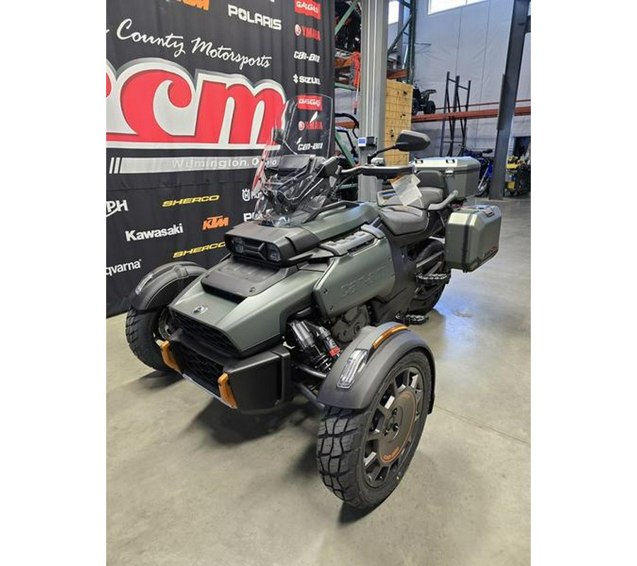2025 Can-Am® Canyon Redrock