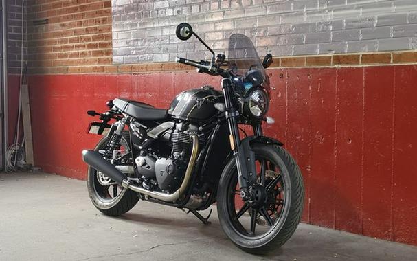 2026 Triumph Speed Twin 900 Phantom BlackAurum Gold