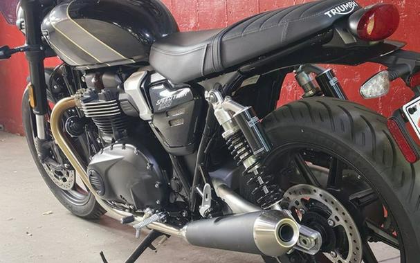 2026 Triumph Speed Twin 900 Phantom BlackAurum Gold
