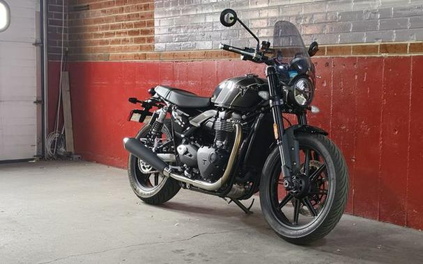 2026 Triumph Speed Twin 900 Phantom BlackAurum Gold