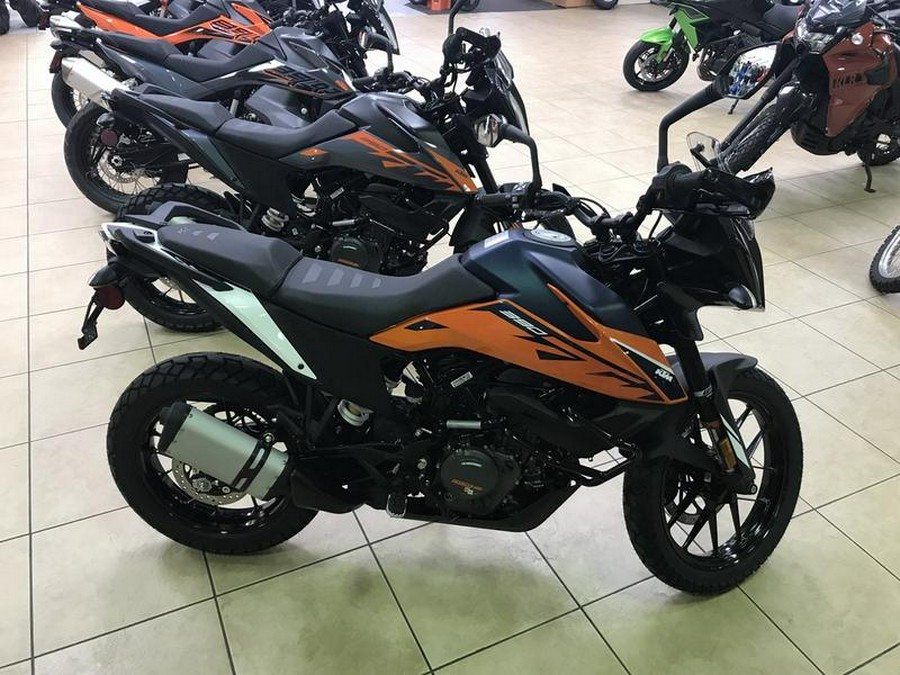 2022 KTM 390 Adventure