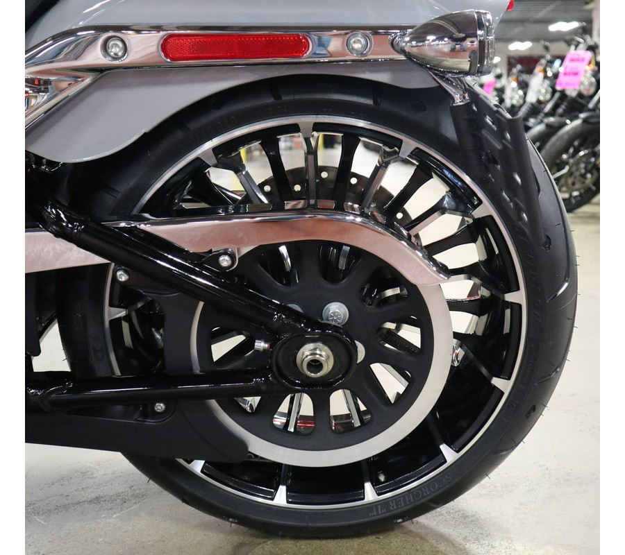 2025 Harley-Davidson Breakout®