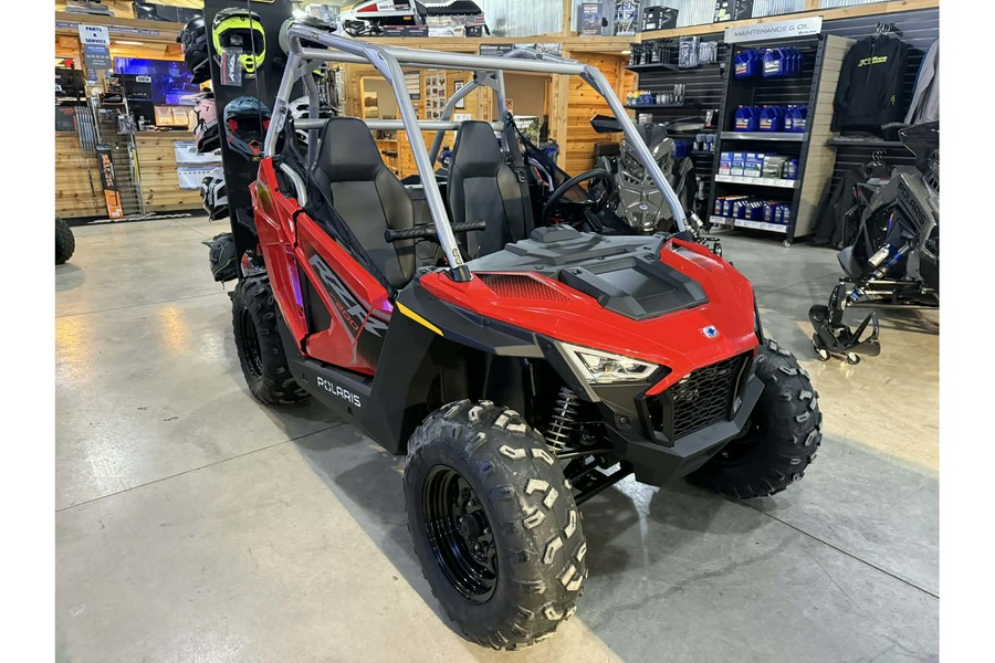 2026 Polaris RZR 200 EFI
