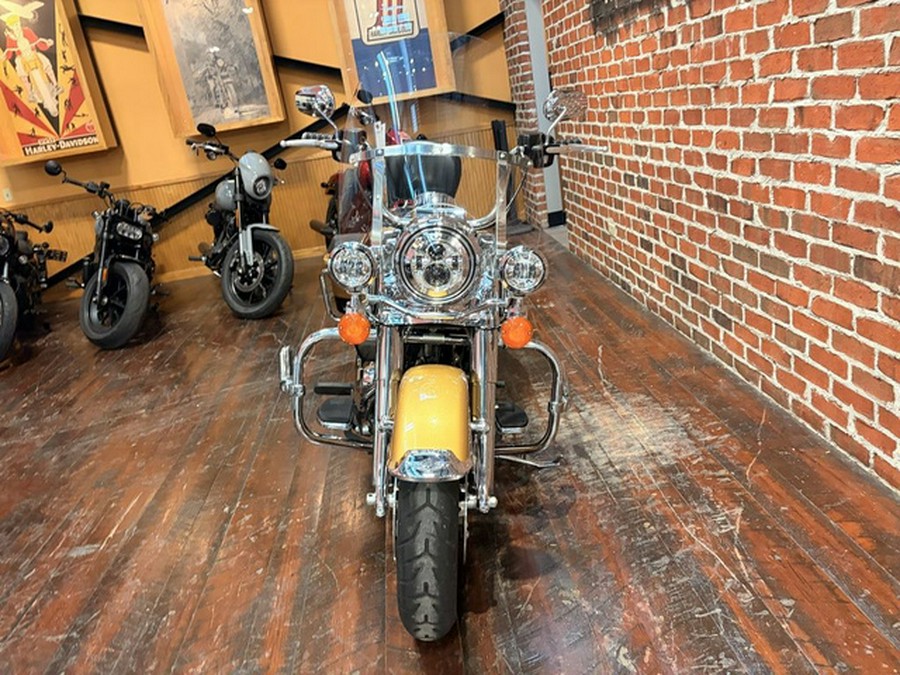 2017 Harley-Davidson FLHR - Road King