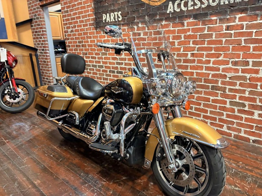 2017 Harley-Davidson FLHR - Road King