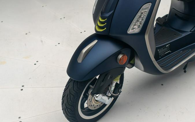 2025 Vespa Primavera 150 Tech