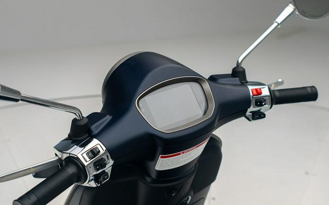 2025 Vespa Primavera 150 Tech
