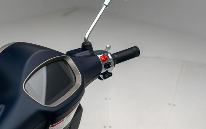 2025 Vespa Primavera 150 Tech