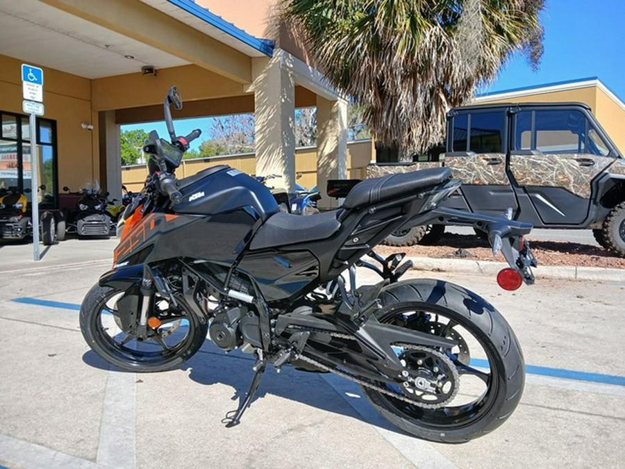 2026 KTM Duke 250