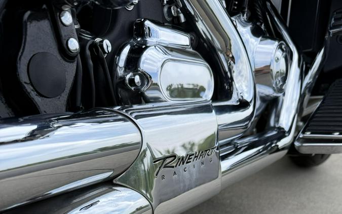 2015 Harley-Davidson® Electra Glide® Ultra Classic® Low Two-Tone White Hot Pearl/Blue Hot Pearl