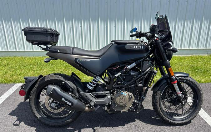 2023 HUSQVARNA Svartpilen 401