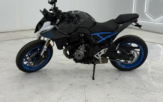2024 Suzuki GSX 8S