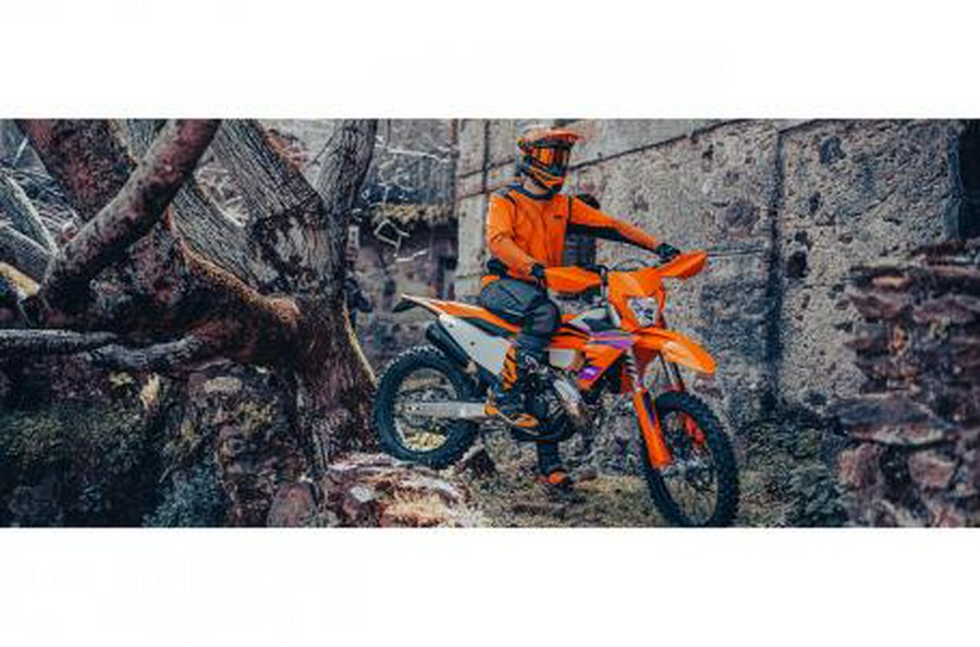 2024 KTM XC 300 W