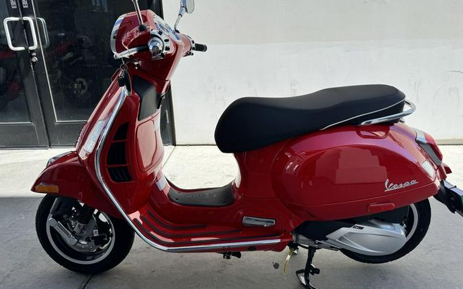 2027 Vespa GTS 310 Super