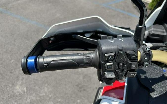 2025 Honda Africa Twin Adventure Sports ES DCT