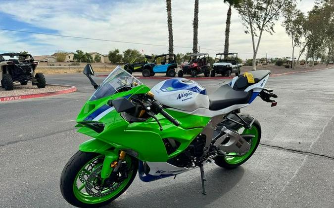 2024 Kawasaki Ninja® ZX™-6R 40th Anniversary Edition ABS