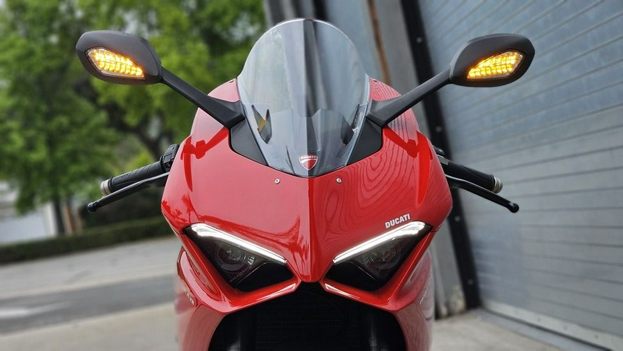 2021 Ducati Panigale V2 Ducati Red