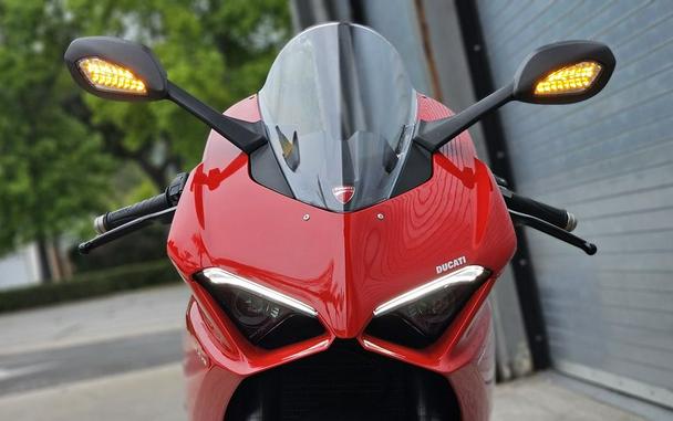 2021 Ducati Panigale V2 Ducati Red