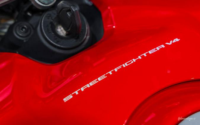 2022 Ducati Streetfighter V4 Ducati Red