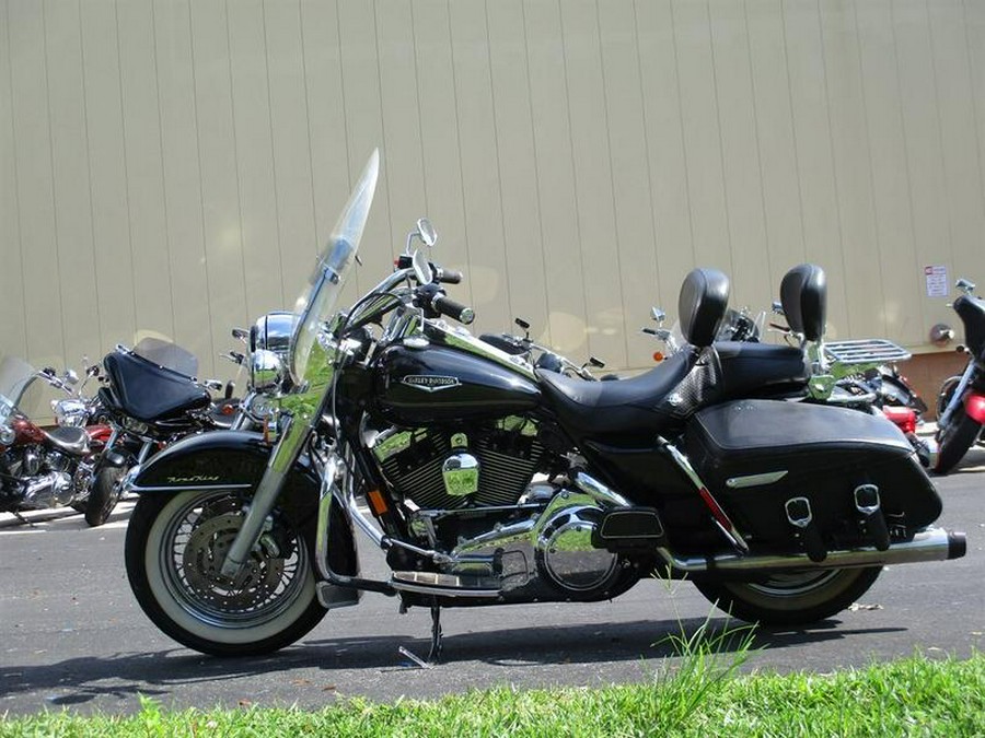 2007 Harley-Davidson® FLHRC - Road King® Classic