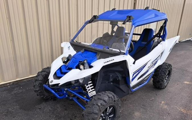 2017 Yamaha YXZ1000R SS Team Yamaha Blue