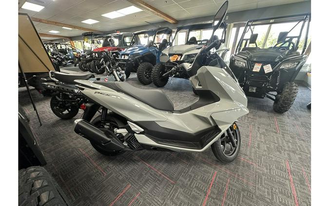2026 PCX 160 - Honda