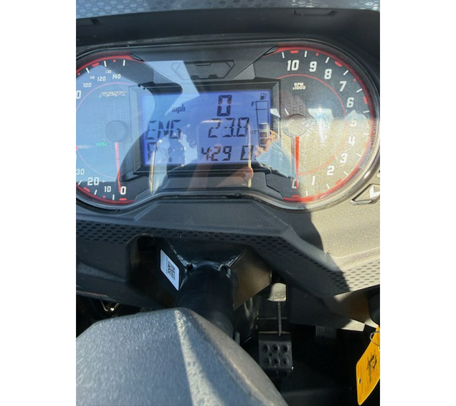 2022 RZR XP 1000 Premium Black Pearl RIDE COMMAND - Polaris