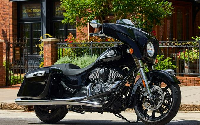 2024 Indian Motorcycle® Chieftain® Base