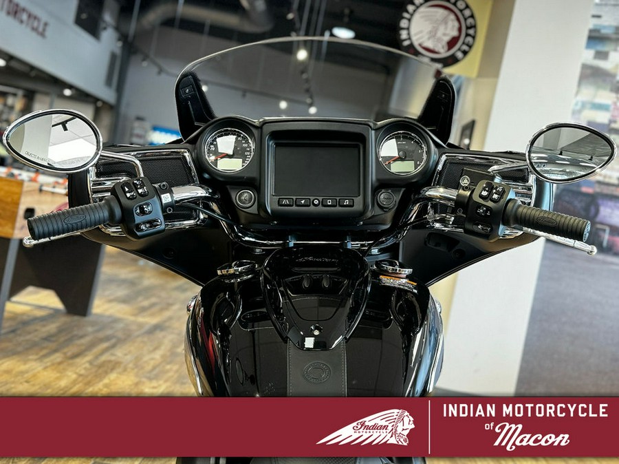 2024 Indian Motorcycle® Chieftain® Base