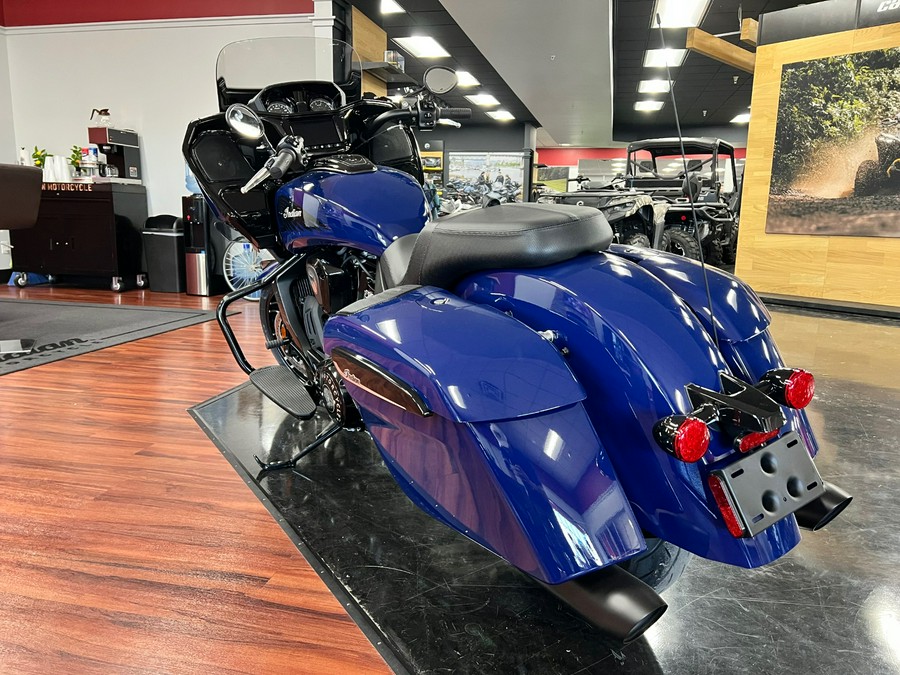 2025 Indian Motorcycle Challenger® Dark Horse®
