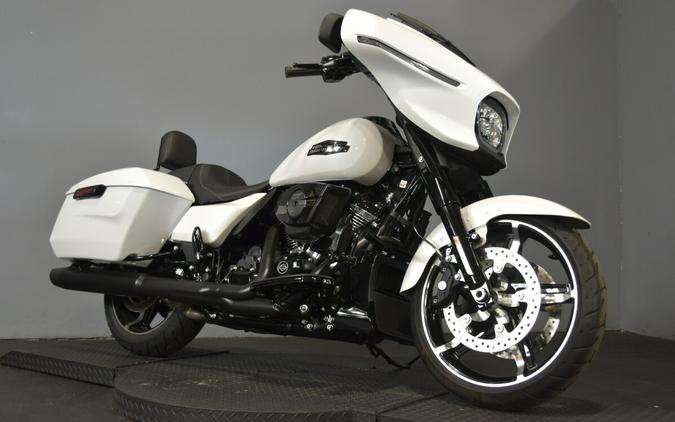 2024 Harley-Davidson Street Glide White Onyx Pearl