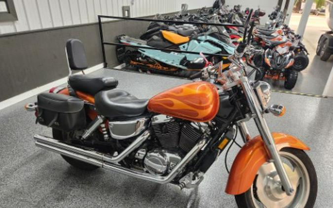 2002 Honda VT1100
