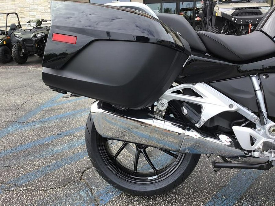 2024 BMW R 1250 RT Triple Black