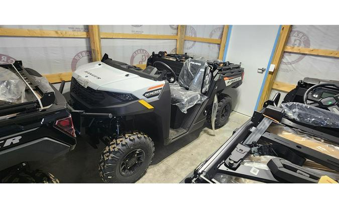 2024 Polaris Industries R24TAE99AD Ranger 1000 Premium White Lightning