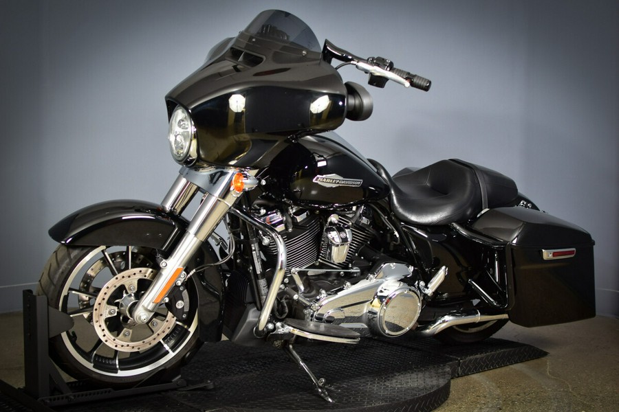 2022 Harley-Davidson Street Glide