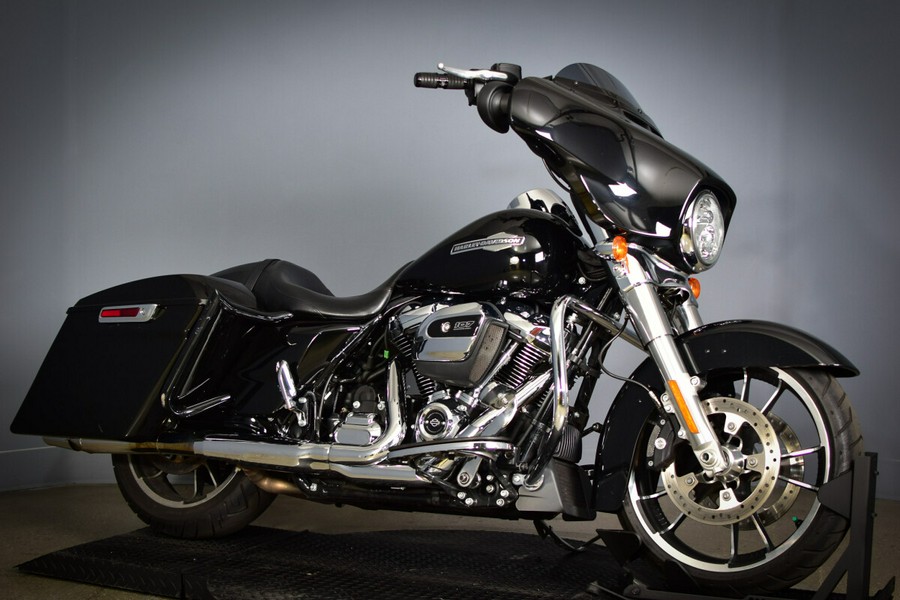 2022 Harley-Davidson Street Glide