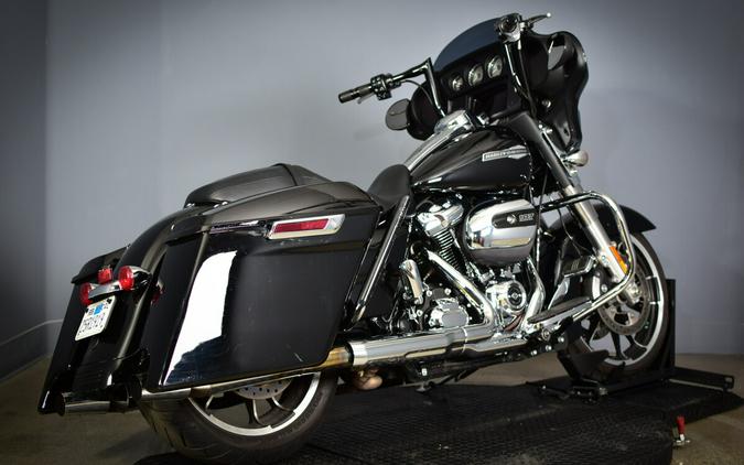 2022 Harley-Davidson Street Glide