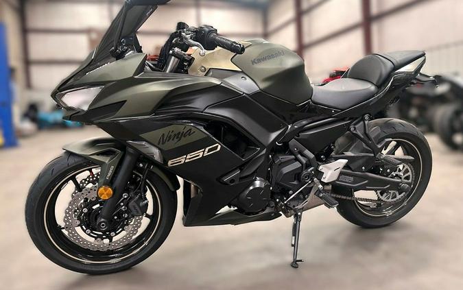 2024 Kawasaki Ninja® 650 KRT Edition ABS